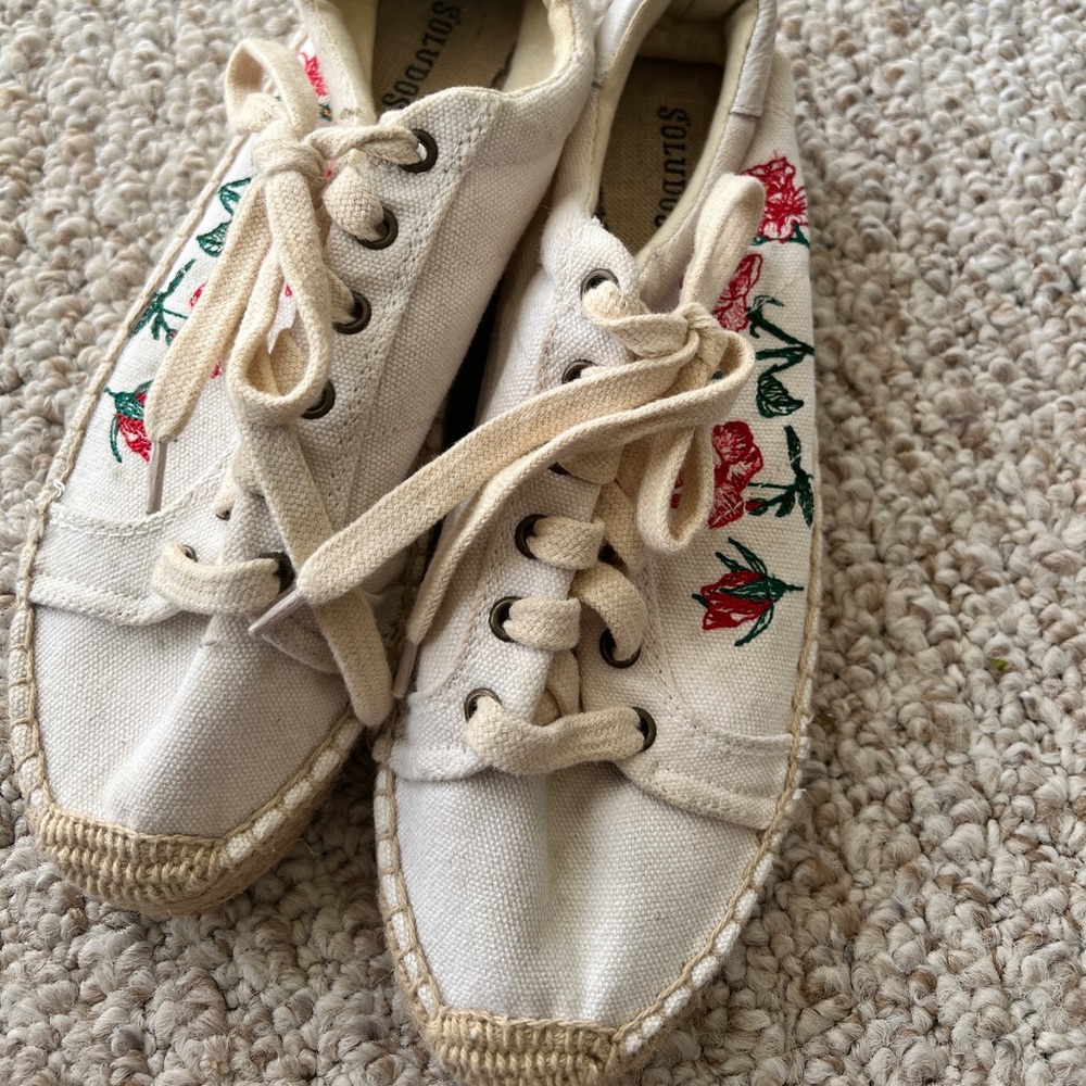 Soludos Embroidered - image 1